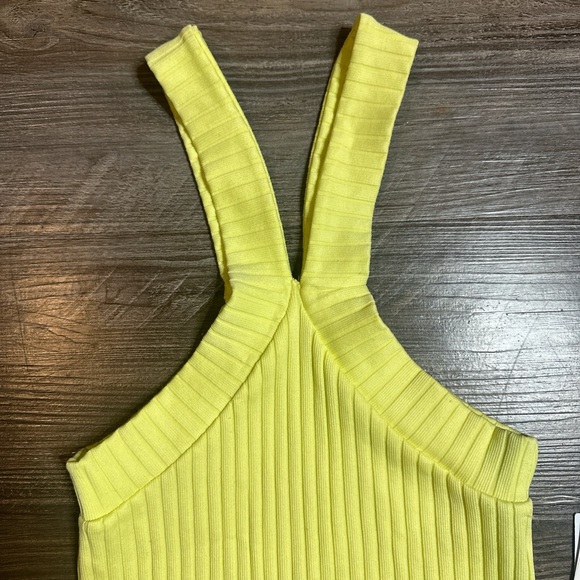 Lime Ribbed Tank Top - Picture 2 of 3
